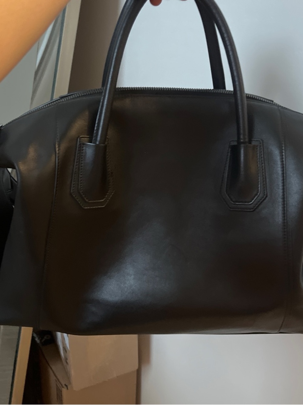 Givenchy Antigona Soft Medium - Picture 2 of 12